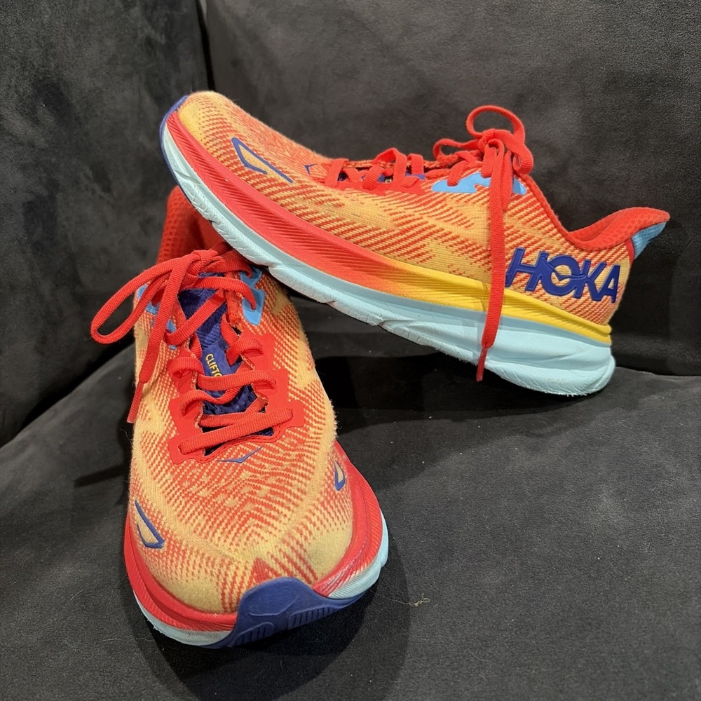 Hoka One One Clifton 9 Mens Running Shoe Size 7B Orange Red Blue